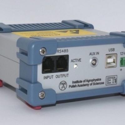 TDR/MUX 微型土壤水分、溫度、電導率、水勢監(jiān)測儀